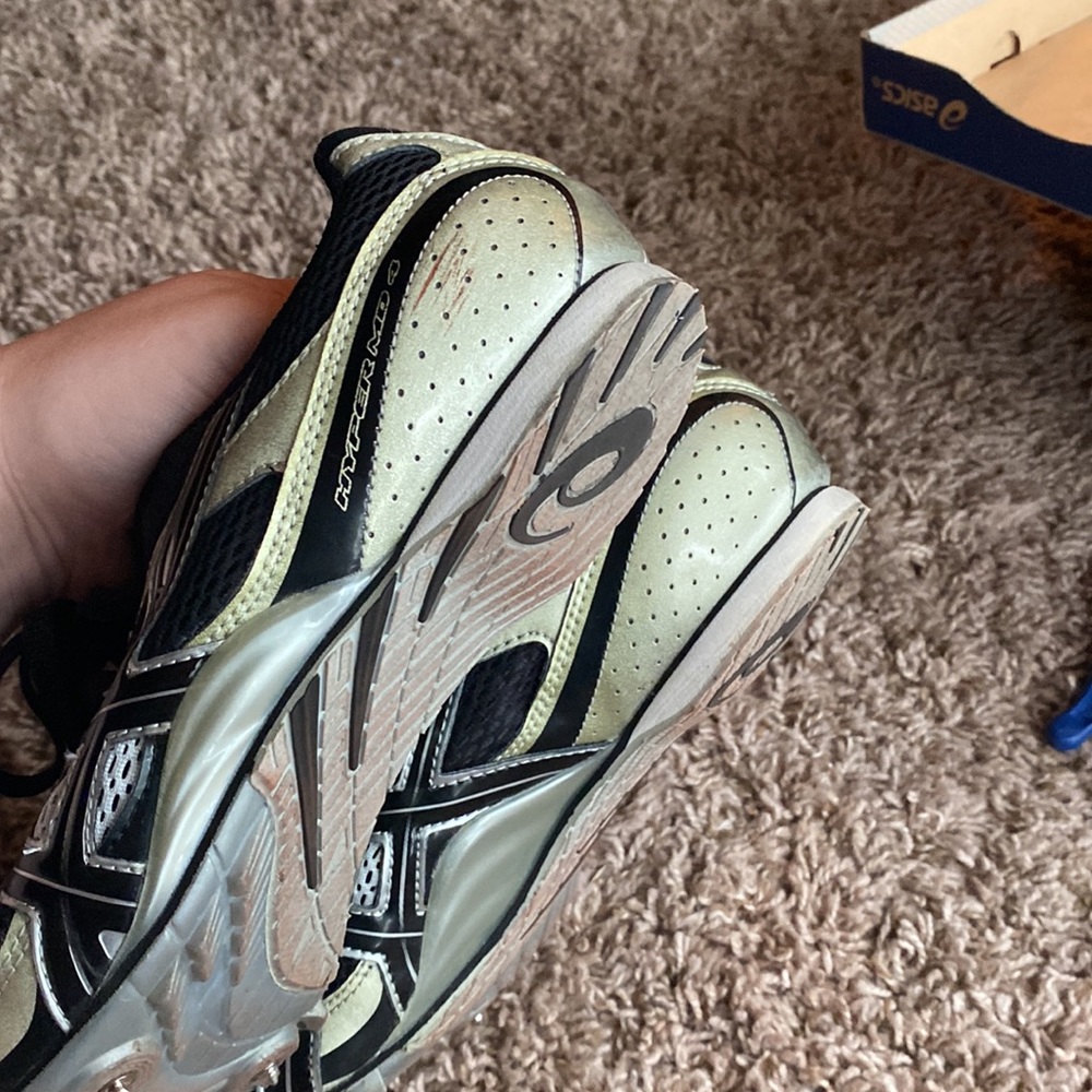 Track shoes - Picture 5 of 7